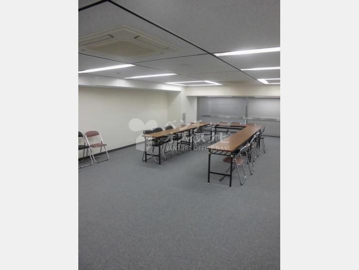 室内【藤久ビル西1号館】