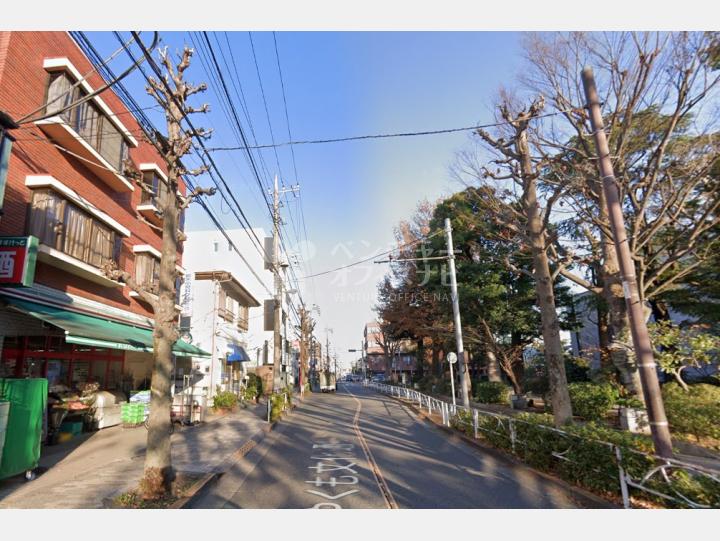 【前面道路】八雲ハイツ