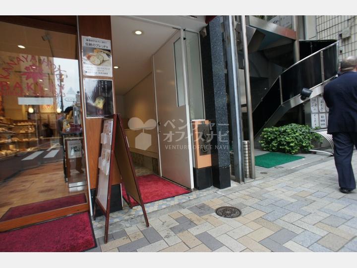 入口【SHKビル】
