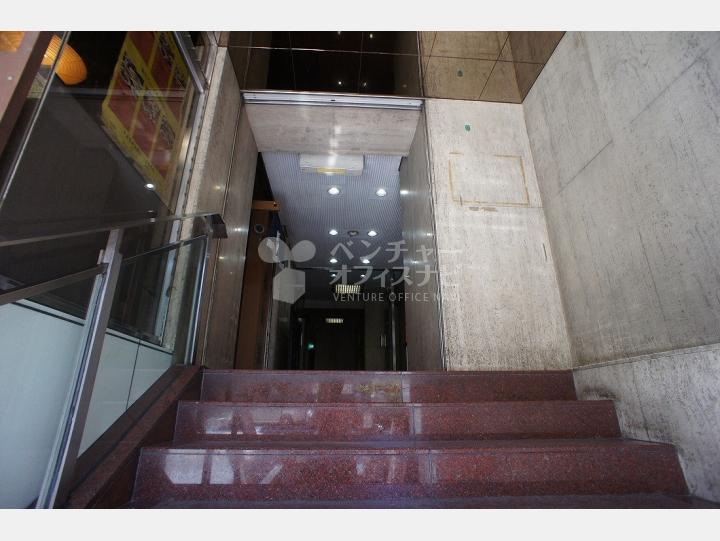 入口【MOAビル(MOA BUILDING)】