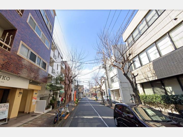 【前面道路】メゾン高円寺