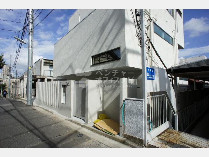 外観【ＨＡＬＥ　ＴＥＲＲＡＣＥ】