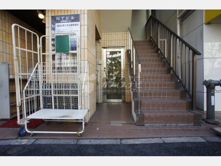 入口【ＮＴビル】