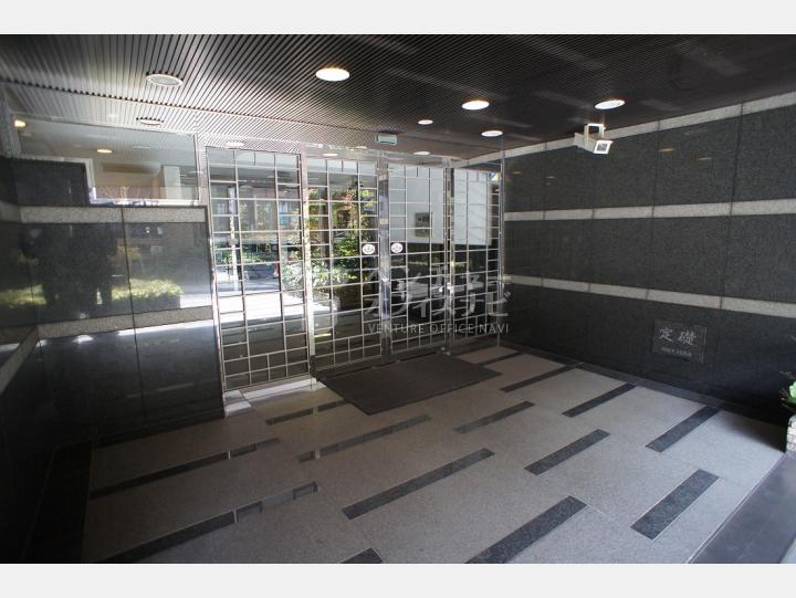 エントランス入口　【ヴィラージュ南青山】