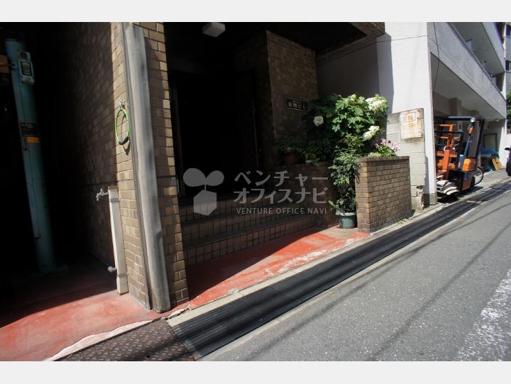 入口【英明ビル】