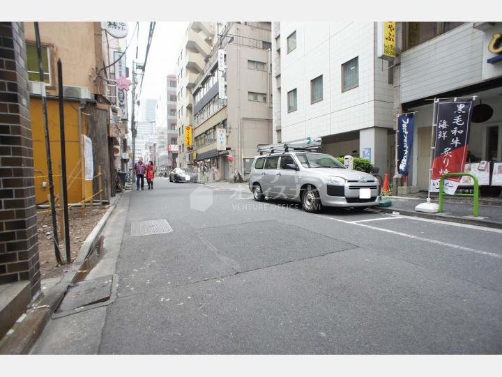 ビル前面道路【５東洋海事ビル】