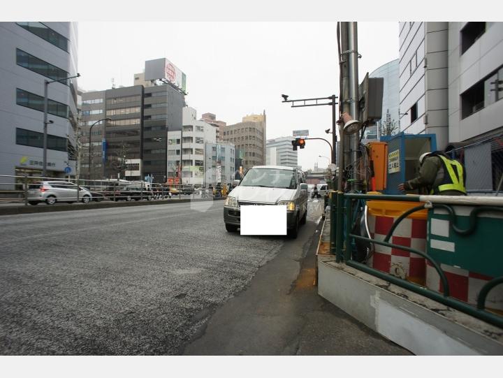 物件前通り【紅萌ビル】