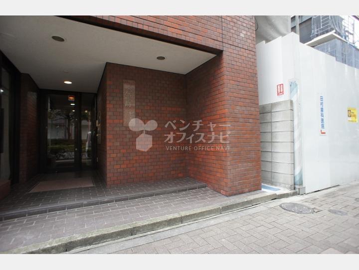 入口【小笠原ビル】