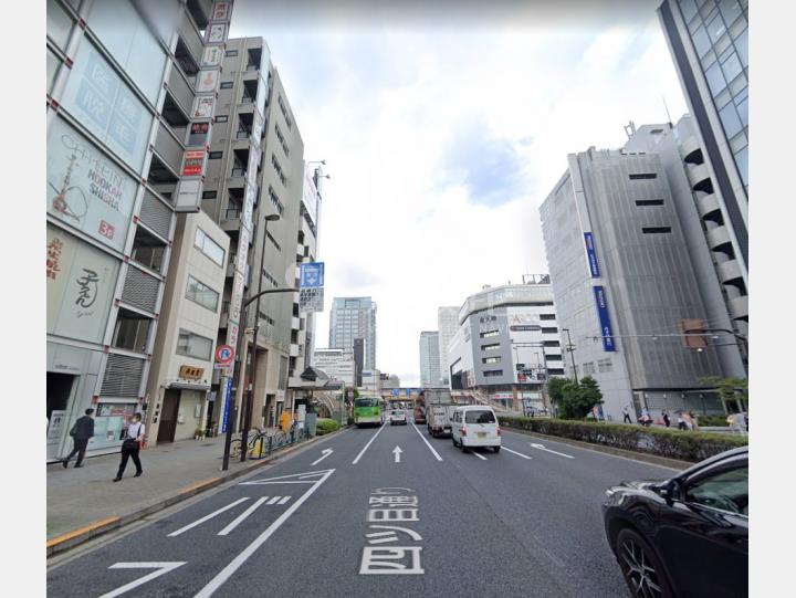 【前面道路】KINSIA ANNEXビル
