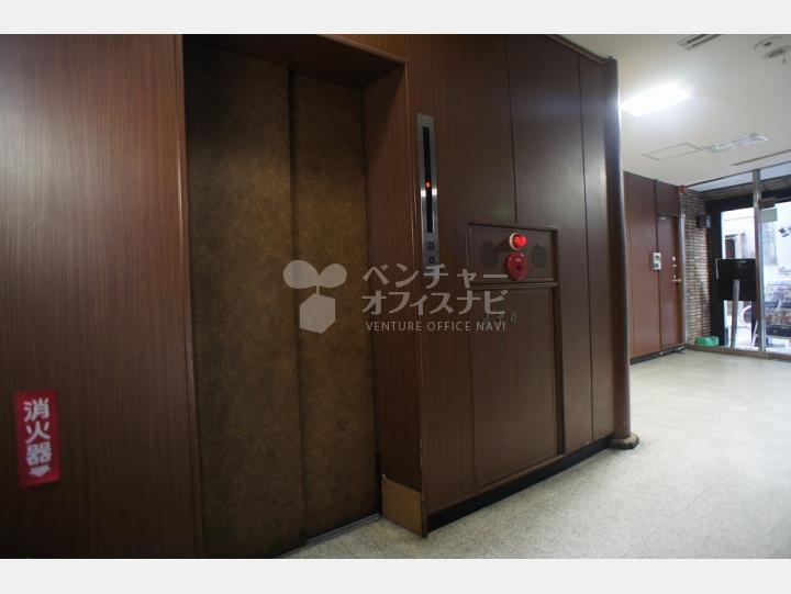 エレベーター【富田屋ビル】