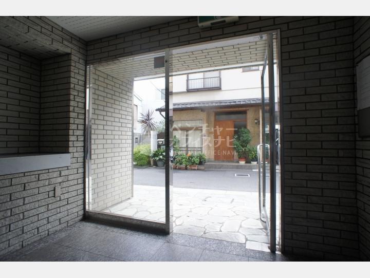 入口【ＳＰＡＣＥ西新宿】