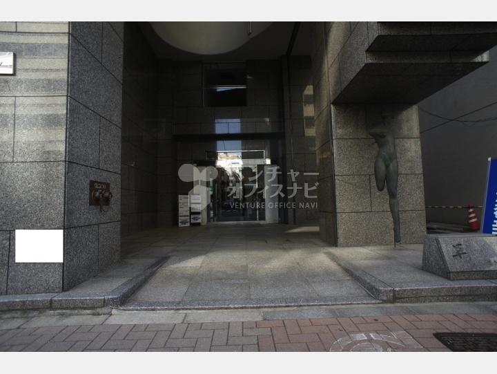 入口【内神田東誠ビル】