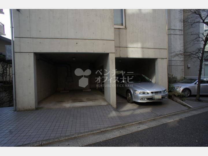 外観　【ラ・カーサ・セレナータ】