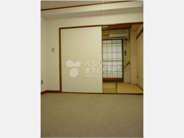 室内　【ウェルシャン池袋】