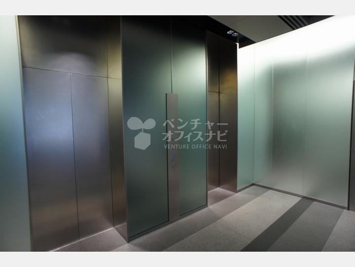 エレベーター【東急銀座二丁目ビル】