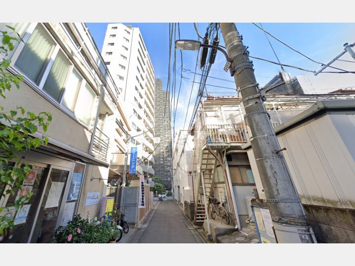 【前面道路】ウェルス吉田