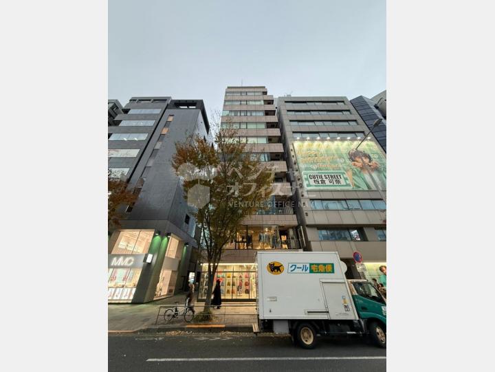 外観　【バイナリー・北青山】