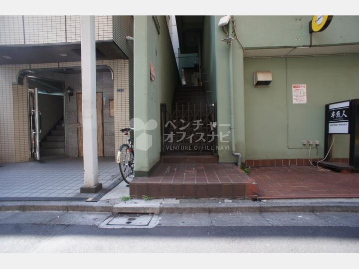 入口【新宿韓僑会館新宿ハイツ】