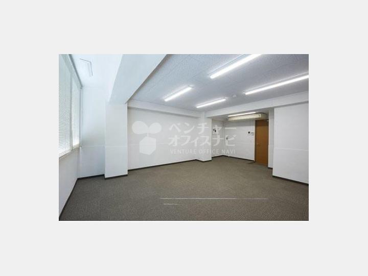 室内　【ブリリアンビル】