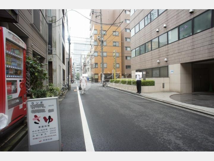 前面道路【五十川ビル】