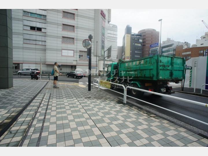 物件前の通り【JR東急目黒ビル】