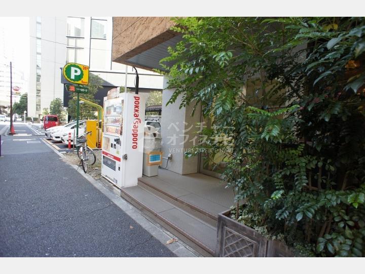 入口周辺【ウインド西神田ビル】