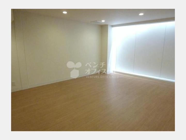 部屋2・メゾネット【マナハウス南麻布】