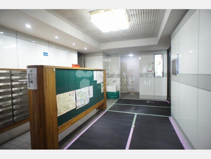 共用部通路【ウイン四谷】