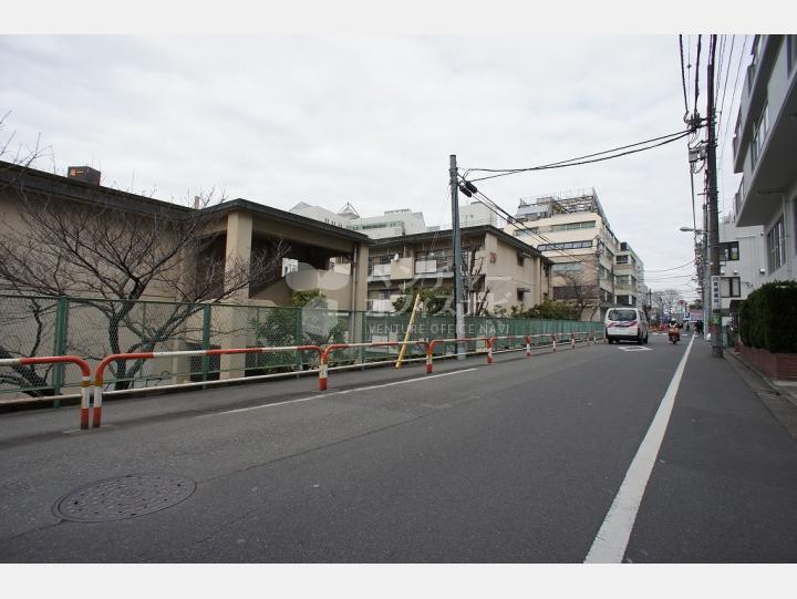 物件前通り【渋谷スカイレジテル】