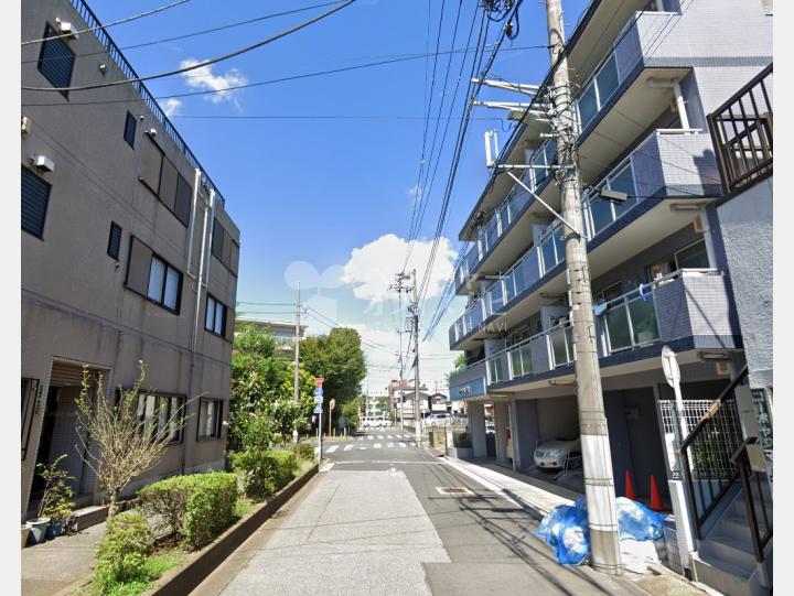 【前面道路】セザール第三綾瀬