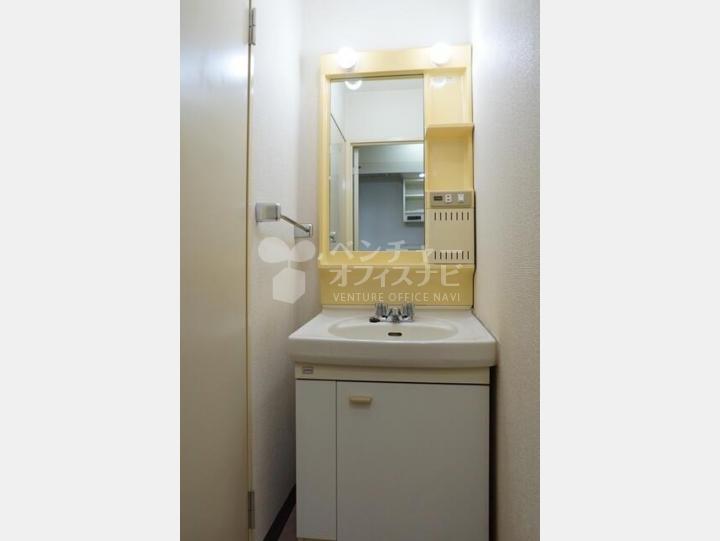 ５０５洗面【グローリア宮益坂Ⅲ】