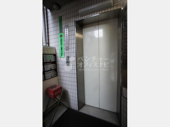エレベーター【アタゴ小林ビル】
