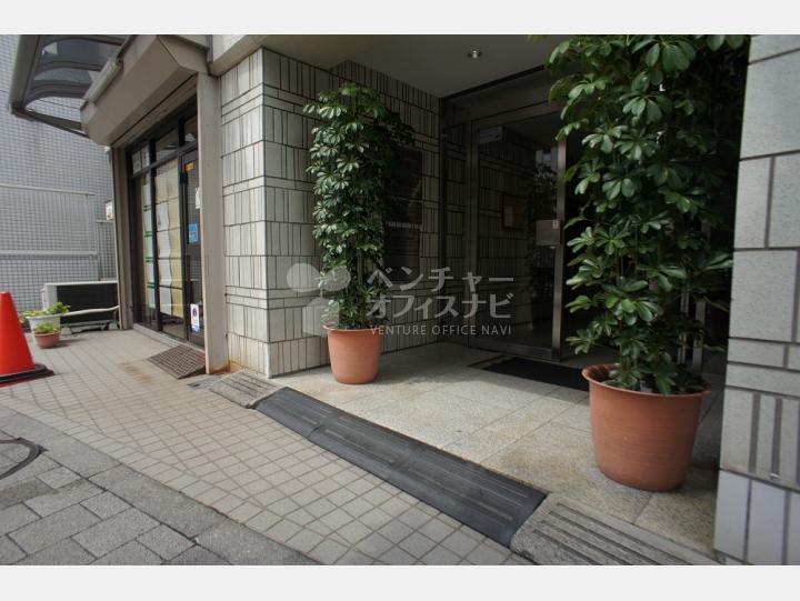 入口周辺【市ヶ谷タイホービル】