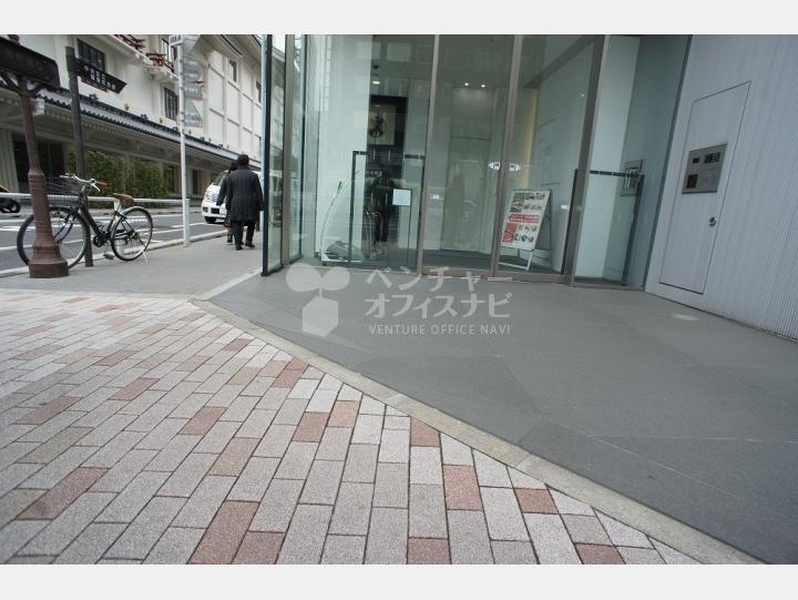入口【松竹倶楽部ビル】