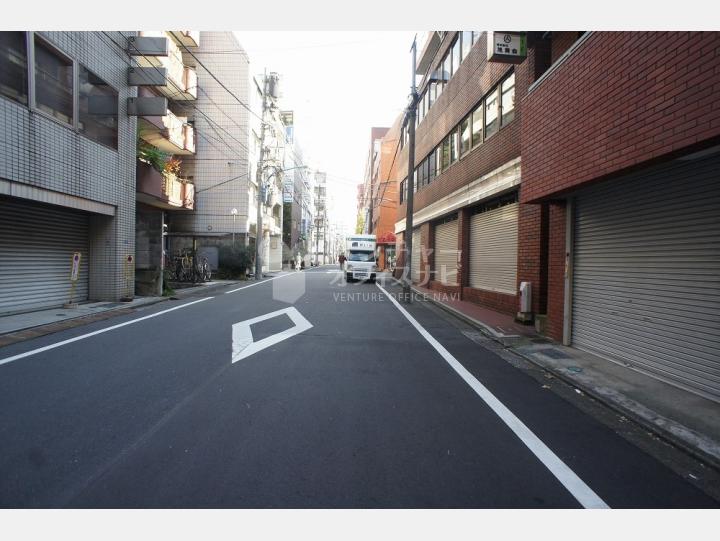 前面道路【伊藤ビル】
