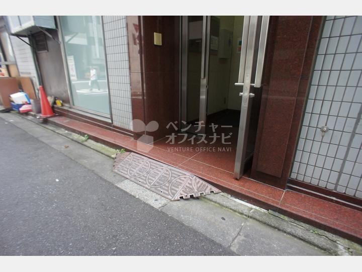 入口周辺【ＭＩＮＴＲＯＮ秋葉原】