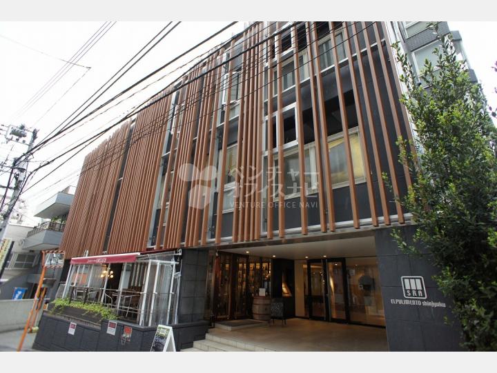 外観 【エルプリメント新宿】