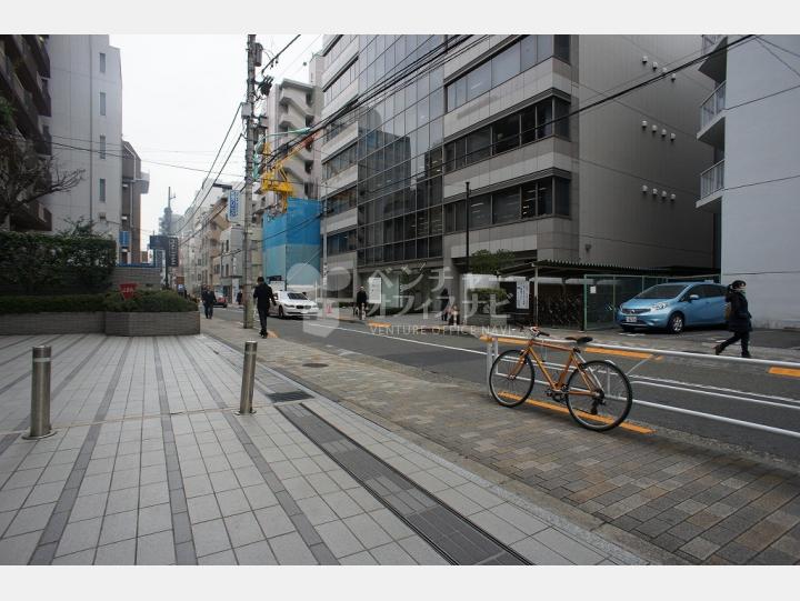 物件前通り【東急不動産恵比寿ビル】