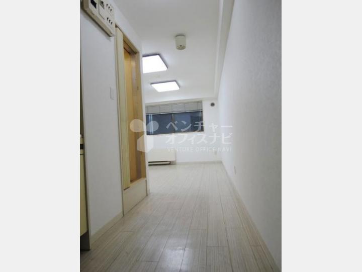 ９０２室内写真２【渋谷南平台久保ビル】