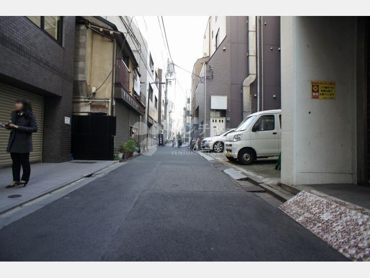 物件前通り【神保町TKビル】