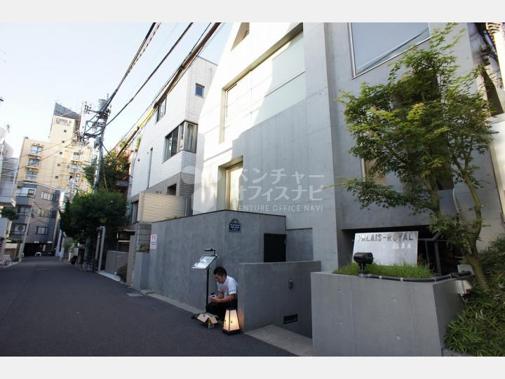 外観【パレロワイヤルビル（PALAISーROYAL） 】