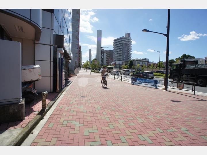 物件前の通り【ウィンズ落合】
