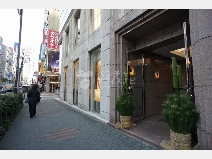 入口周辺【エイコー銀座ビル】