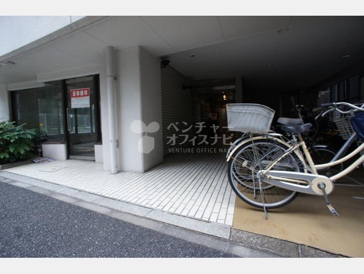 入口【パティオ本郷】