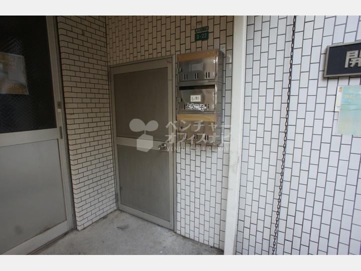 入口・メールボックス【開成館ビル】