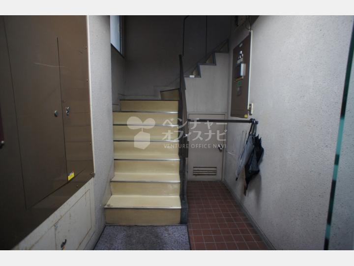 共用部通路【4丁目アーバンビル】