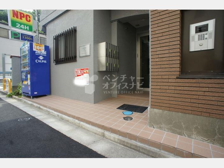 入口【レイクサイド湯島】