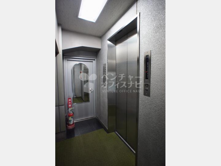 エレベーター【正直屋ビル】