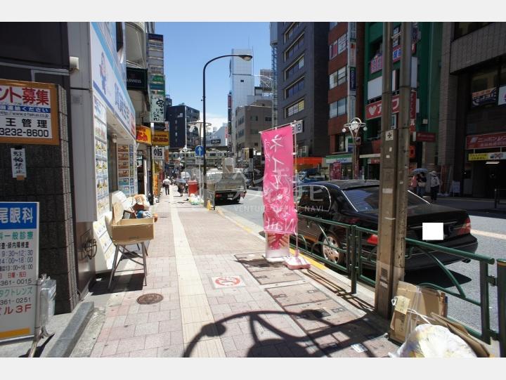 物件前の通り【ユニオンビル】