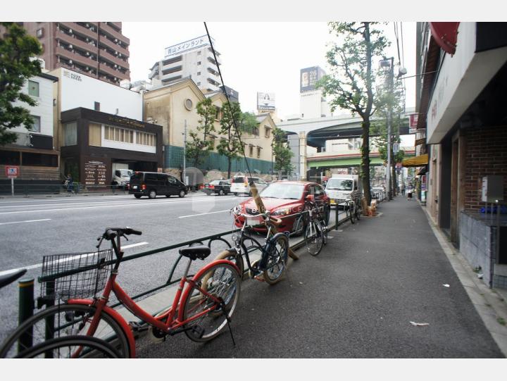 建物前の道路【ケイズ西麻布(Ks西麻布)】
